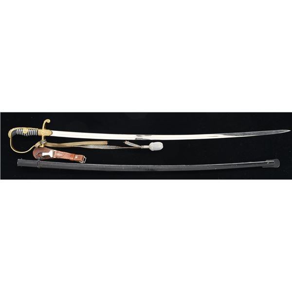 WWII GERMAN ARMY OFFICER'S SWORD.