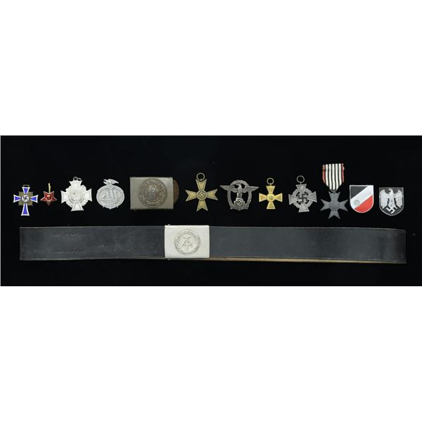 WWI & WWII GERMAN MEDALS, MILITARIA & MORE.