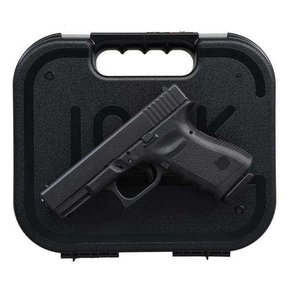 GLOCK 19 SEMI AUTO PISTOL.