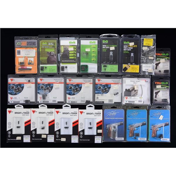 LARGE COLLECTION OF PISTOL SIGHTS