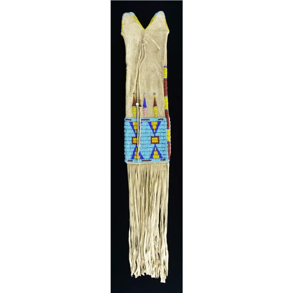 FINE DECORATIVE AMERICAN INDIAN PIPE BAG.