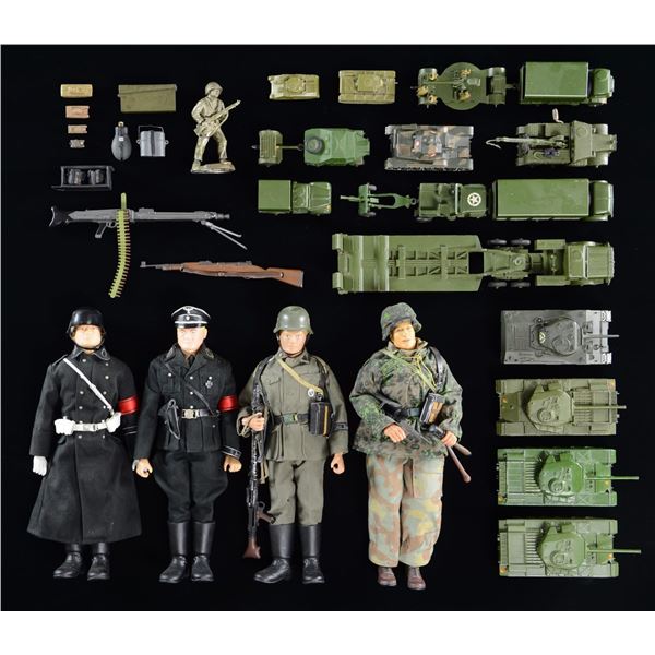 MILITARY TOY LOT.