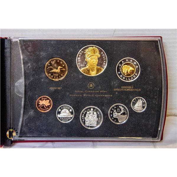 22)RCM 2007 COMMEMORATIVE COIN SET WITH 5