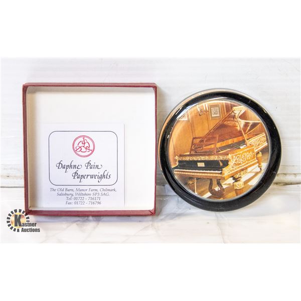 PAPERWEIGHT- DAPHNE PAIN IN BOX- MADE IN ENGLAND