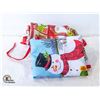 Image 1 : 3 NEW CHRISTMAS APRONS