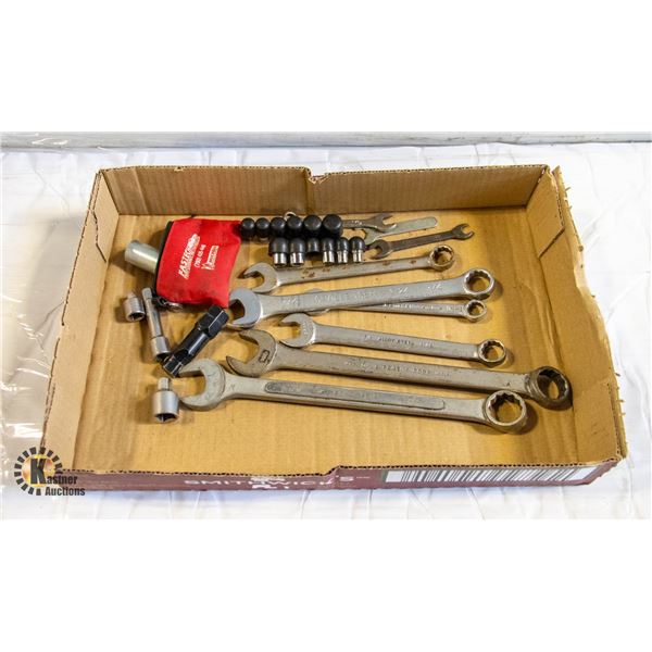 ASSORTED WRENCHES FLAT INCLUDING GRAY, PENENS,