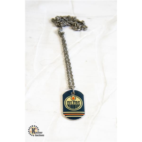 21" NECKLACE W/ OILERS PENDANT