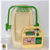 Image 1 : 1980'S CABBAGE PATCH KIDS DOLL CARRIER & CASSETTE