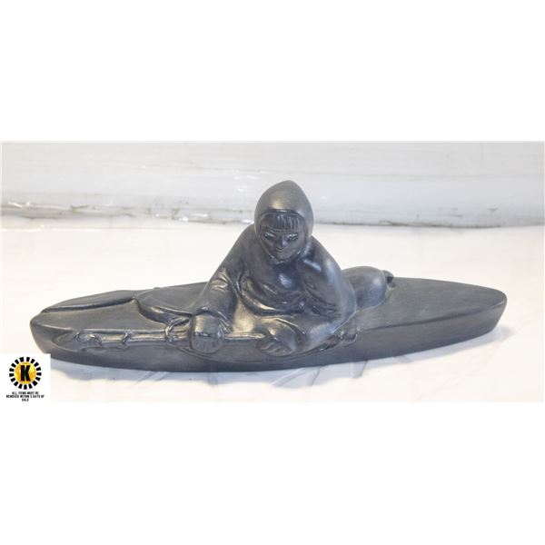 VTG. CANADIAN ESKIMO INUIT KAYAK FIGURINE