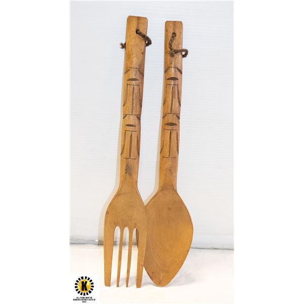VTG. TIKI 19 INCH HANDCARVED FORK