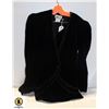 Image 1 : VTG. SIZE 11/12 36 BUST LORI ANN BLACK VELVET