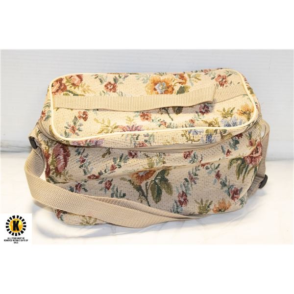 VTG. FLORAL TAPESTRY BAG LUNCH/MAKEUP?ETC