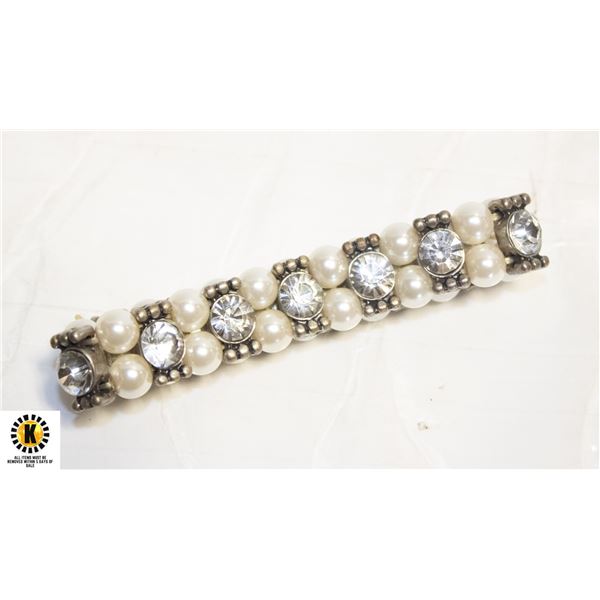 CRYSTAL AND FAUX PEARL SILVERTONE