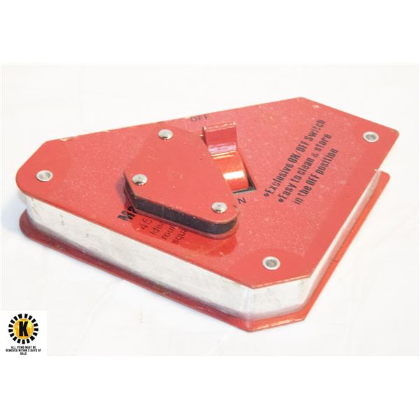 MAGNET SQUARE WITH MINI MAGNES SQUARE