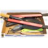 Image 1 : PKG OF HOME AND GARDENING TOOLS