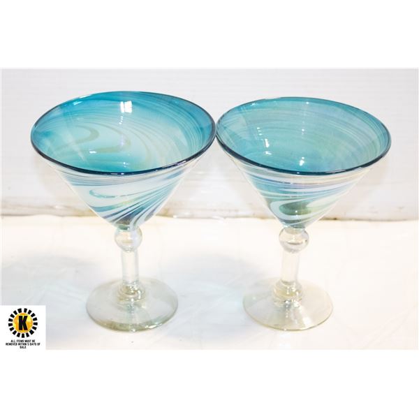 2 MASTER HANDBLOWN IRIDESCENT SWIRL