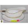 Image 1 : ROYAL DOULTON ADRIAN GRAVY BOAT & STAND