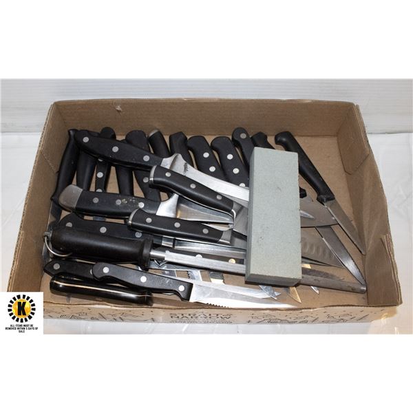 FLAT OF VARIOUS BLACK HANDLE KNIVES CUISINART