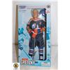 Image 1 : STARTING LINEUP 1999 WAYNE GRETZKY OILERS DOLL