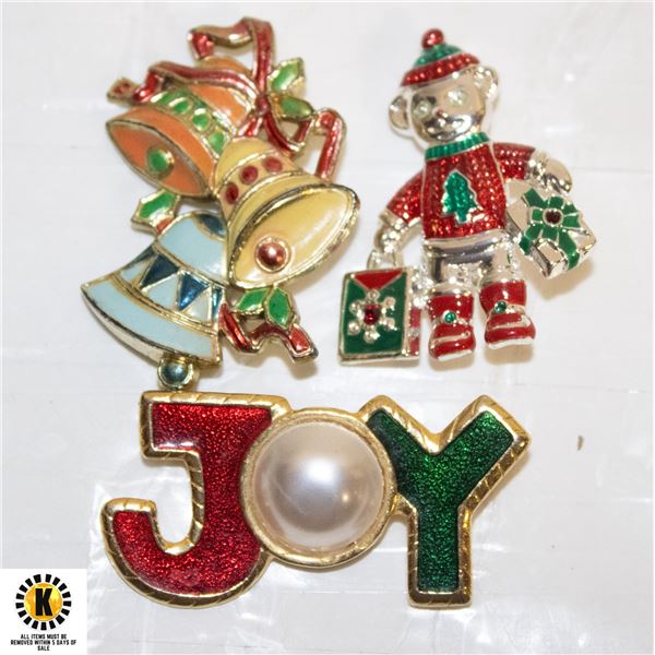 BOX OF VINTAGE CHRISTMAS BROOCHES