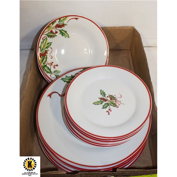 6 PC PLACE SETTING OF CHRISTMAS DISHES, 6 PLATES,