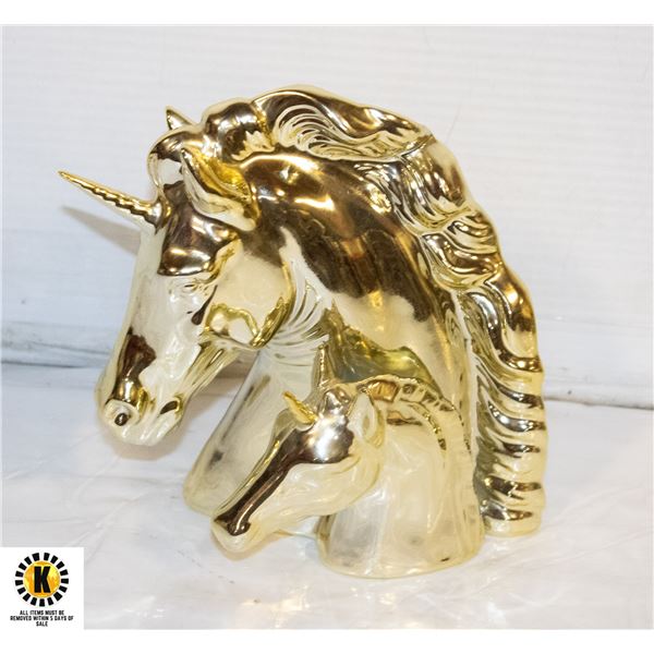 GOLDEN MOM AND BABY UNICORN STATUE