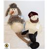 Image 1 : PAIR OF SITTING SNOWMEN