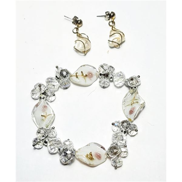 27)  CLEAR CRYSTAL AND CLEAR, WHITE & GOLD TONE