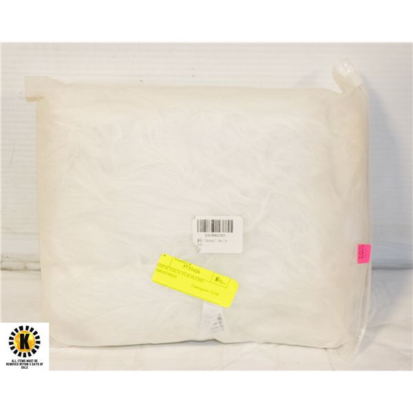 WHITE FAUX FUR PLUSH CHRISTMAS