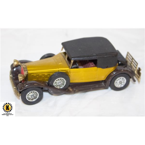 1960'S MATCHBOX- 1930 PACKARD