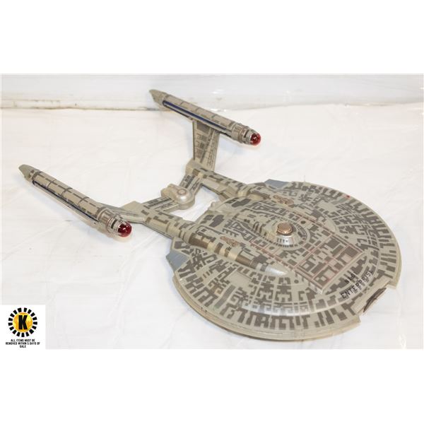 STAR TREK ENTERPRISE NX-01 ART ASYLUM 2002