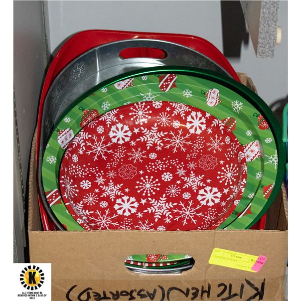 CHRISTMAS TRAYS