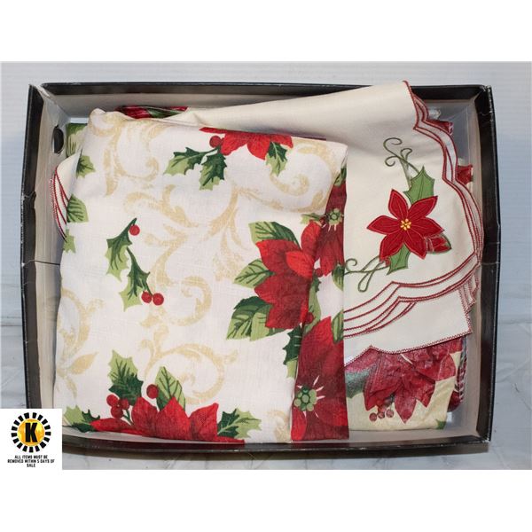 2 LARGE TABLE CLOTHS & NAPKINS (6)