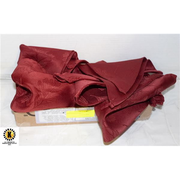 TABLE CLOTH & NAPKINS