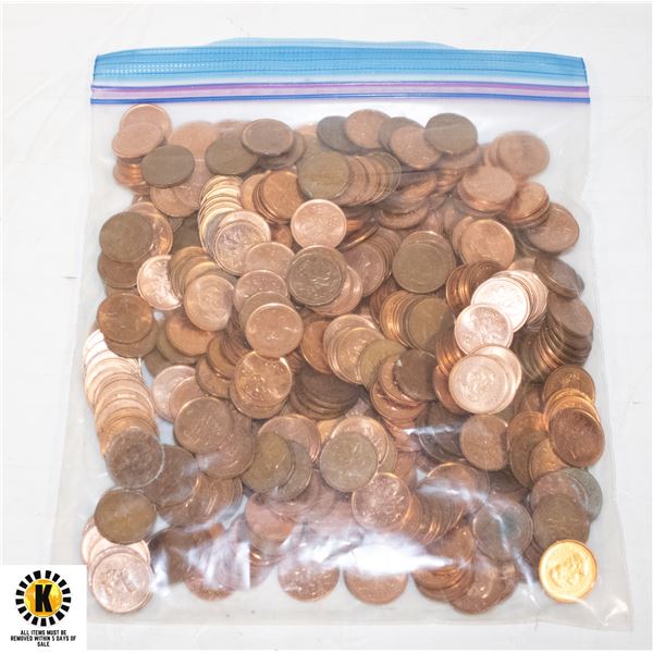 ESTATE LOT OF UNSORTED PENNIES