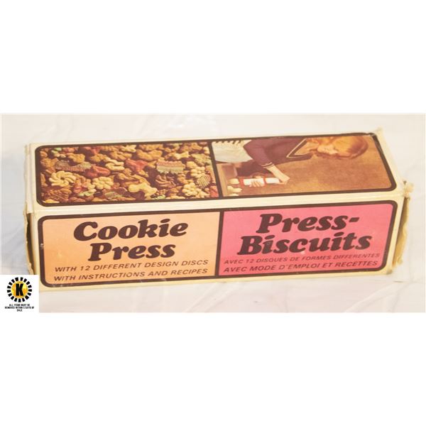 VINTAGE COOKIE PRESS IN THE BOX