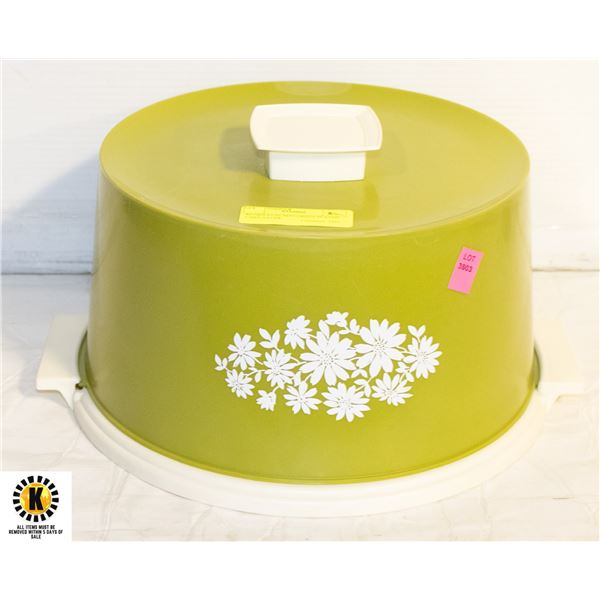 RETRO AVACADO GREEN PLASTIC CAKE SAVER
