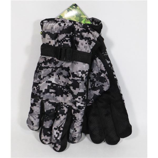 NEW CAMO PRINT MENS MEDIUM/ LARGE WINTER GLOVES