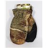 Image 1 : NEW CAMO PRINT MENS LARGE WINTER MITTENS