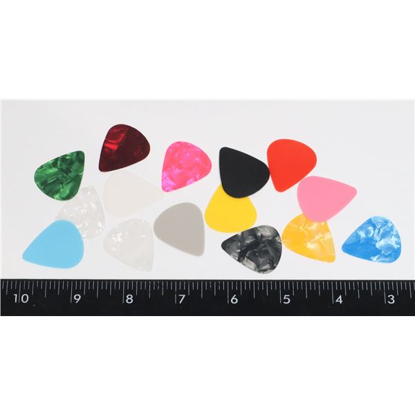 NEW 15 PACK OF GUITAR PICKS