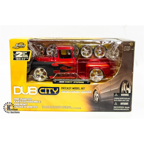 COLLECTIBLE DUB CITY JADA 1955 CHEVY STEPSIDE