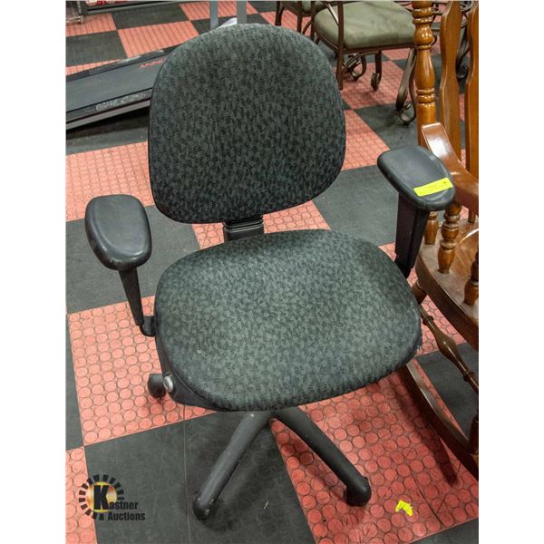 ESTATE BLACK FABRIC ROLLING OFFICE CHAIR
