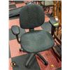 Image 1 : ESTATE BLACK FABRIC ROLLING OFFICE CHAIR