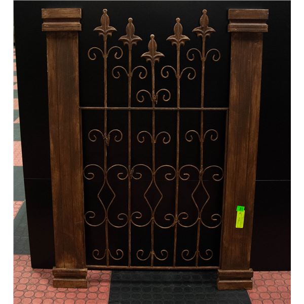 3FT DECORATIVE WALL DISPLAY IVY CLIMBER-ESTATE