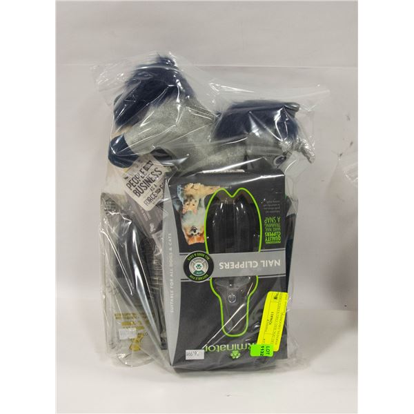 LRG DOG BAG: CHECKERED GREEN HARNESS, GROOMING