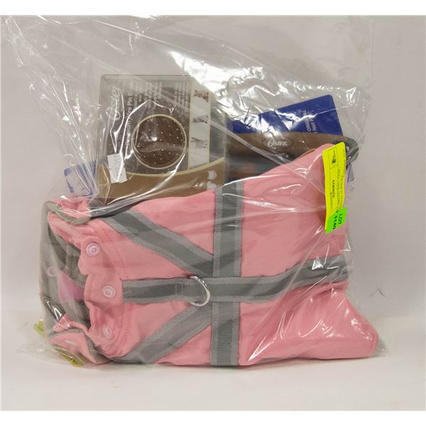 SMALL BREED BAG: VEST, GROOMING SUPPLIES