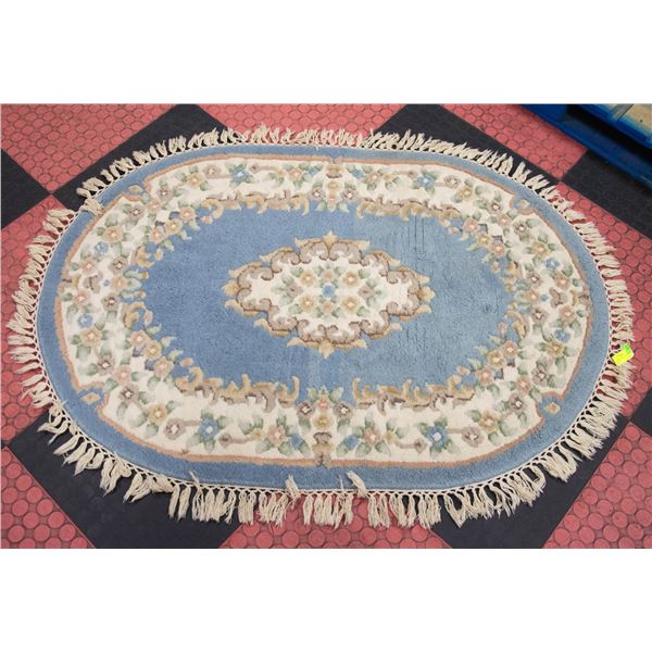 VINTAGE OVAL AREA RUG BLUE FLORAL