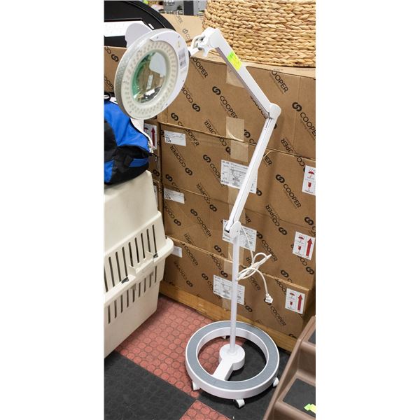 INTERTEK MAGNIFIER LAMP