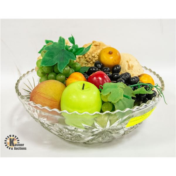 GLASS FRUIT BOWL FULL WITH