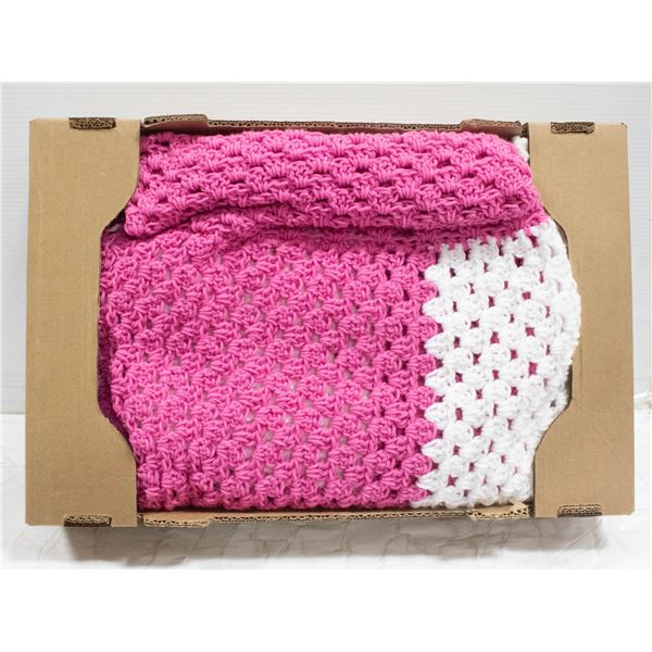 QUEEN SIZE PINK & WHITE CROCHETED HANDMADE